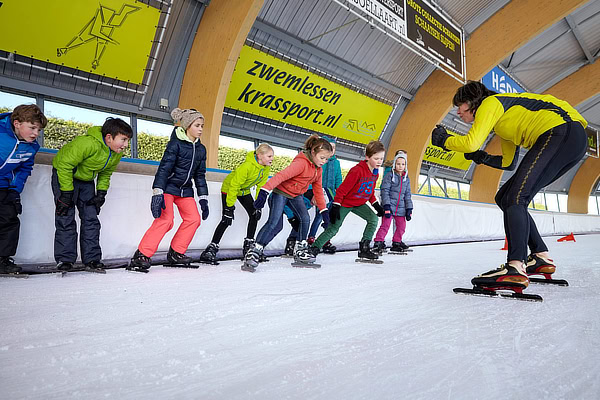 foto van schaatsles door Kras Sport op de IJsbaan Haarlem