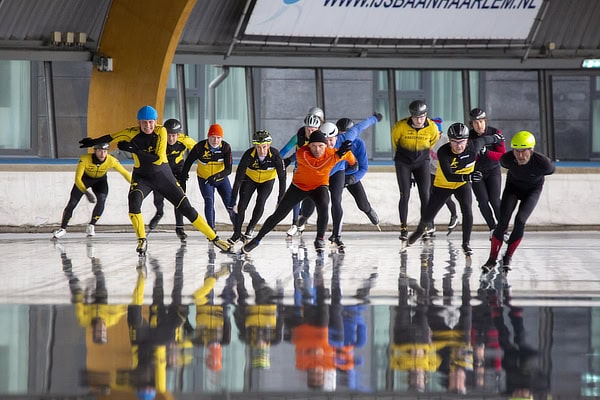 Foto van training door Kras Sport op de IJsban Haarlem